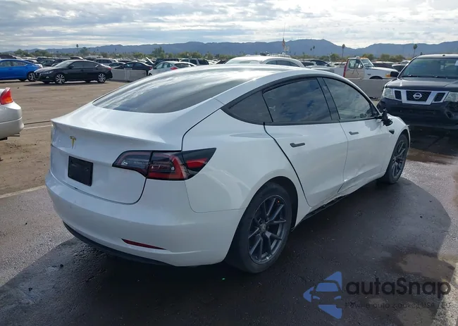 5YJ3E1EA4PF417395: 44191671