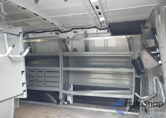 1FTYR1ZM1HKA26837: 44191676