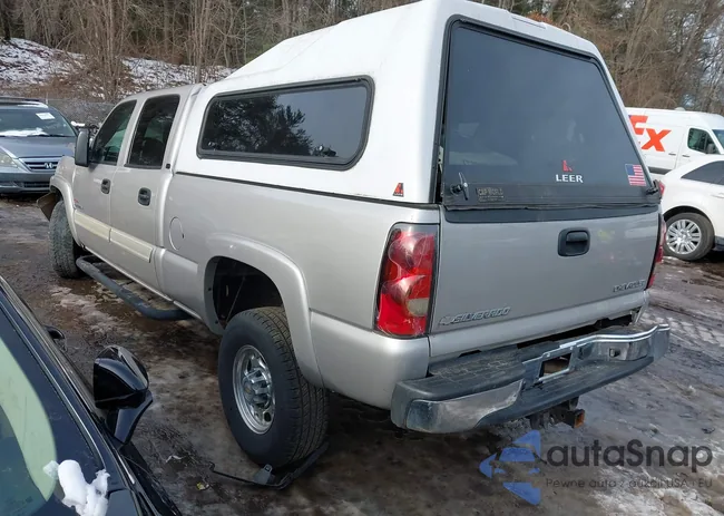 1GCHK23275F891690: 44191685