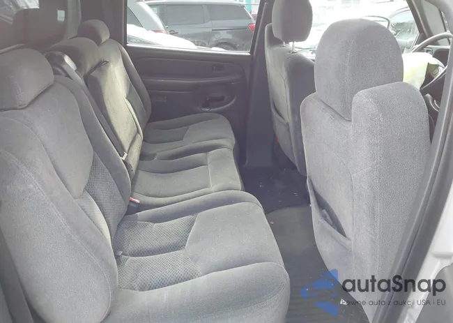 1GCHK23275F891690: 44191685