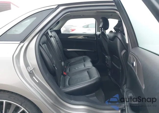 3LN6L2LU7FR629366: 44191714