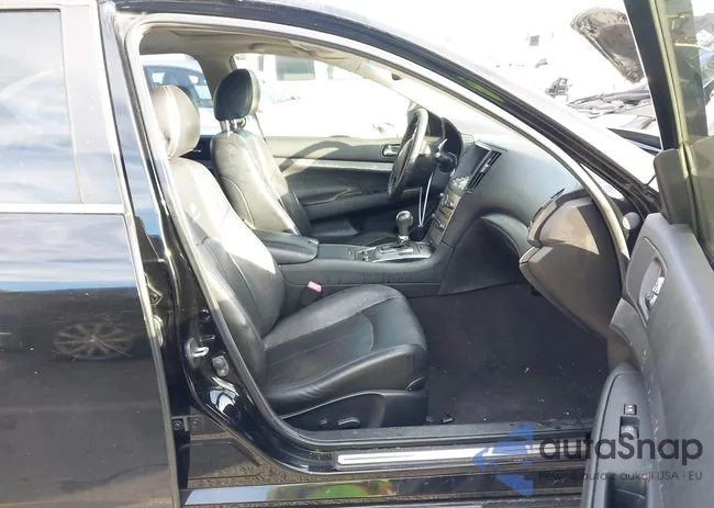 JN1CV6AP8DM716109: 44191737