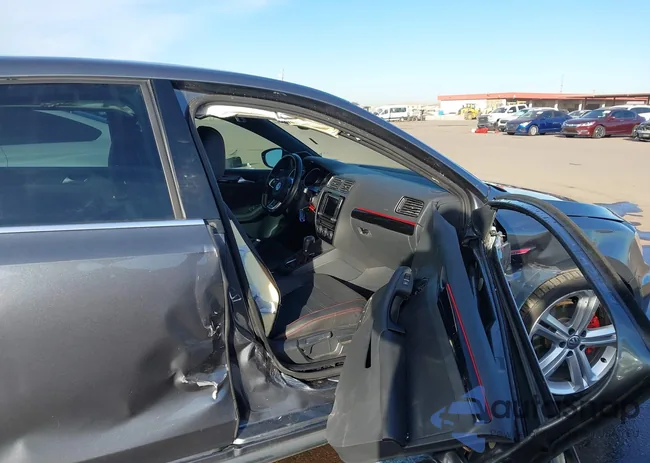 3VW4T7AJ9HM341122: 44191840