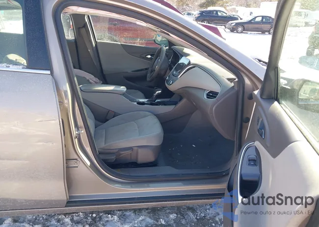 1G1ZD5ST3NF125734: 44191841