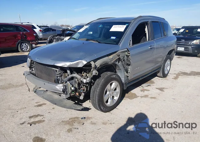 1C4NJCBA7FD209084: 44191849