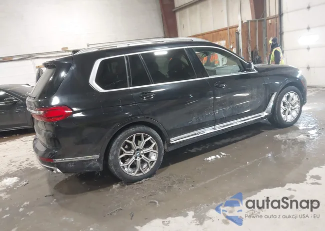 5UXCW2C00M9F66858: 44191851