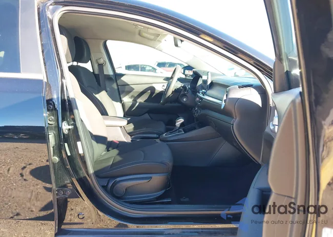 3KPF24AD3RE732429: 44191870