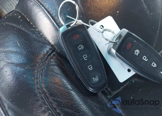 1FMHK8F87BGA63238: 44191931