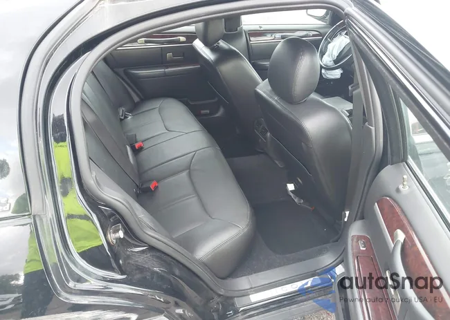 2LNHM82W08X655680: 44191956