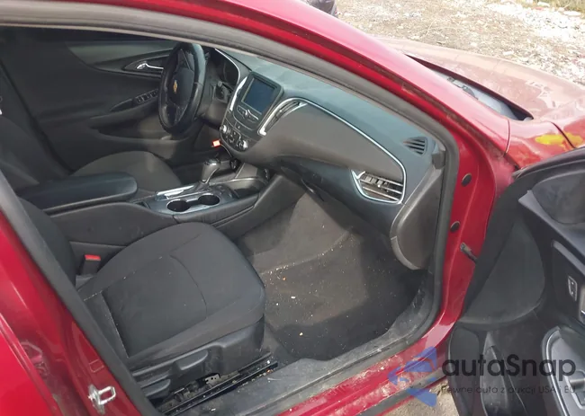 1G1ZD5ST1JF259135: 44191957