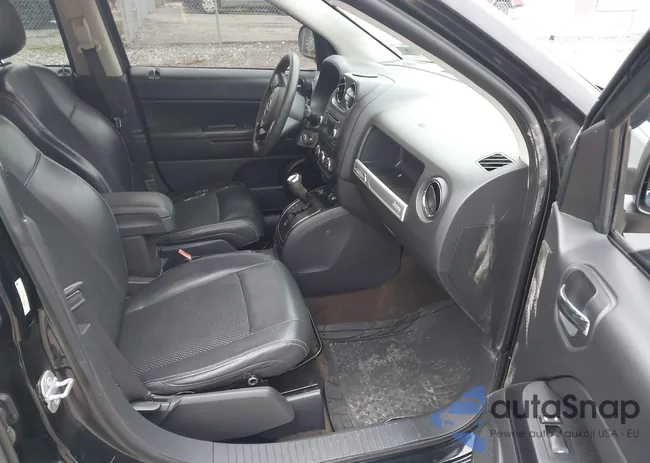 1C4NJDBB0FD163225: 44191993