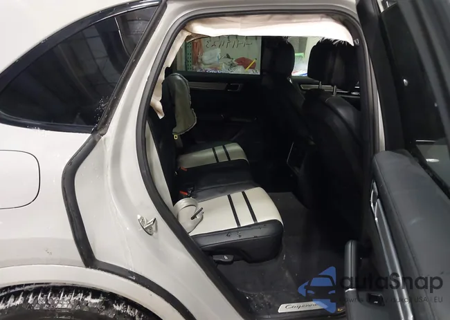 WP1AA2AY1NDA05689: 44191123