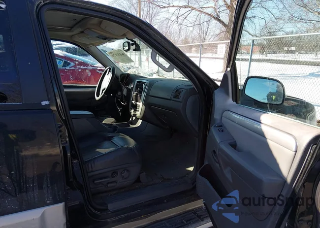 4M2ZU86W53ZJ17508: 44191170