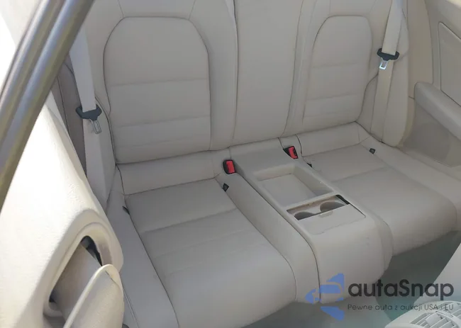 WDDKJ6FB7GF323797: 44191173