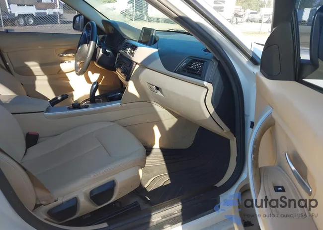 WBA3B1G54FNT05038: 44191188