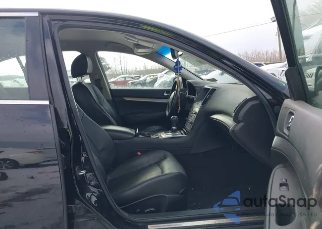 JN1CV6AR4DM354006: 44191278