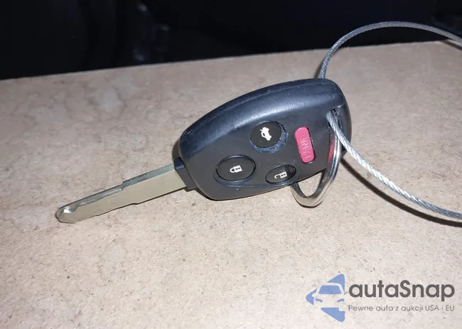 1HGCP2F80BA124804: 44192436