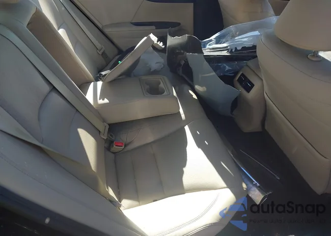 1HGCR2F84HA049947: 44192483