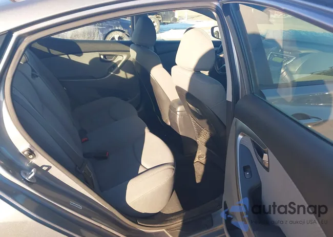 KMHDH4AE1CU310825: 44192539