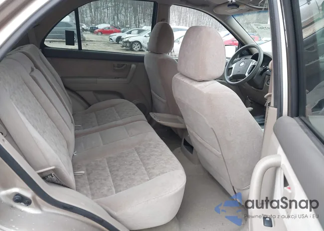 KNDJC733645229740: 44192562