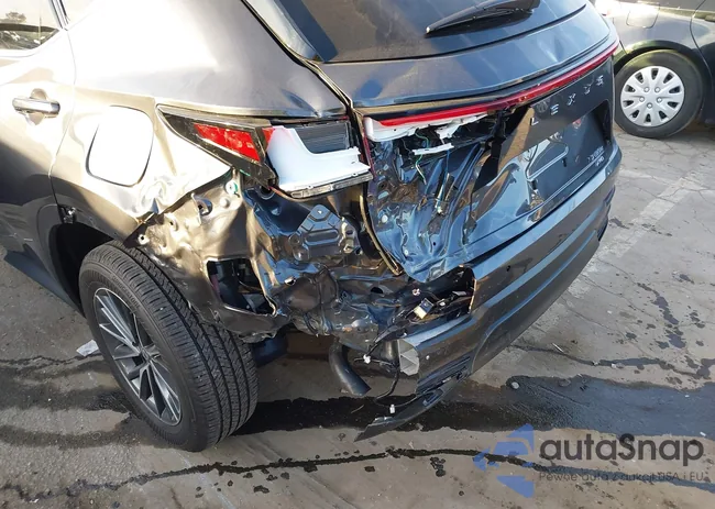 2T2GGCEZXTC095093: 44192565