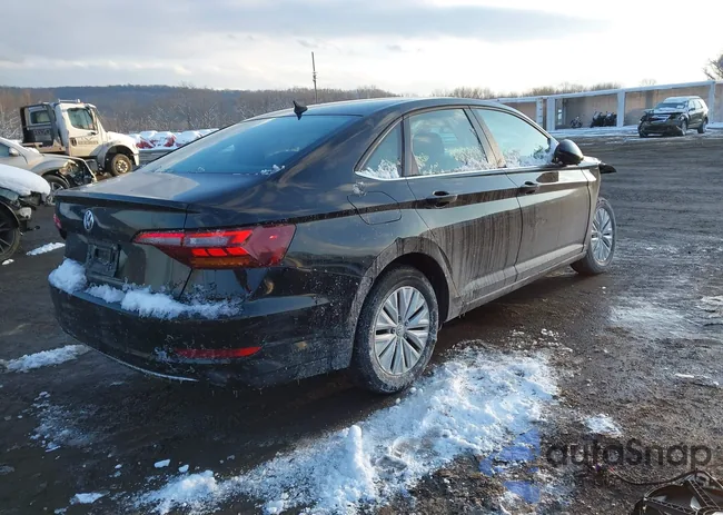 3VWC57BU9KM257839: 44192618