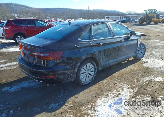 3VWC57BU9KM257839: 44192618