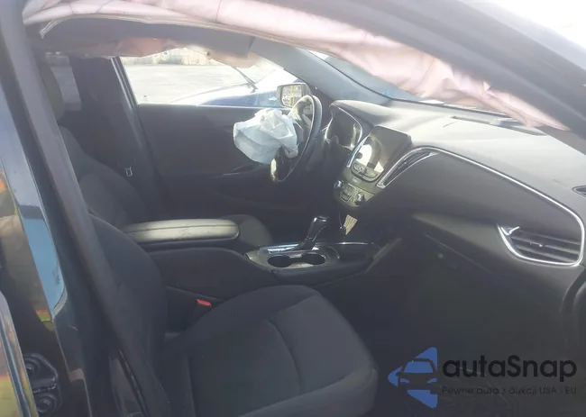 1G1ZE5ST9HF127585: 44192712