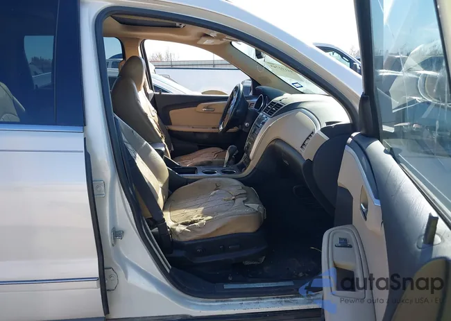 1GNKRLED1BJ415733: 44192745