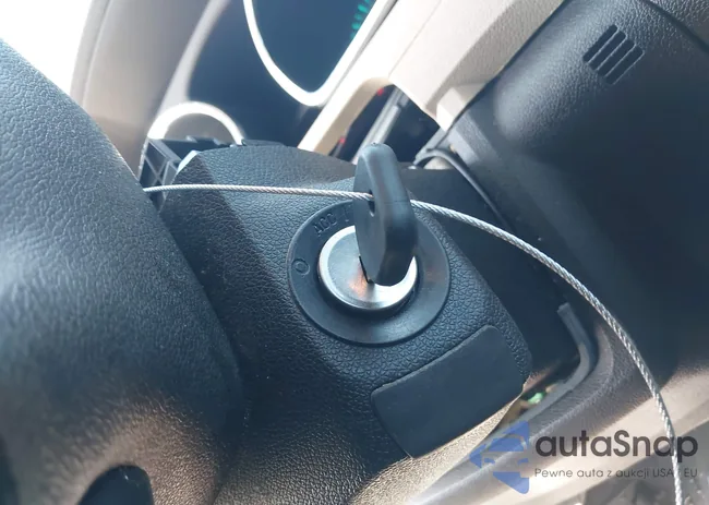 1GNKRLED1BJ415733: 44192745