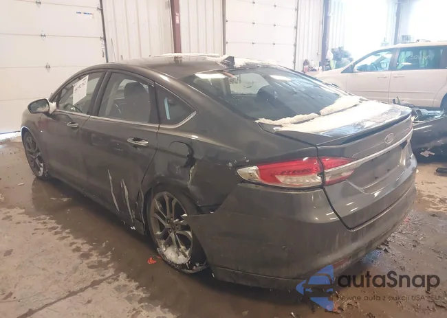 3FA6P0CD3LR145564: 44192762