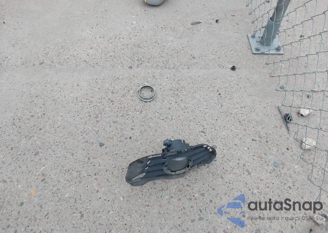 WDDGF54X78F041712: 44192805