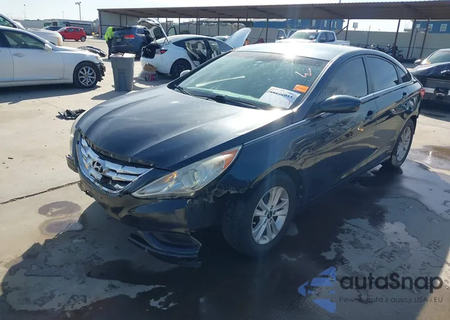 5NPEB4AC4DH668554: 44192811