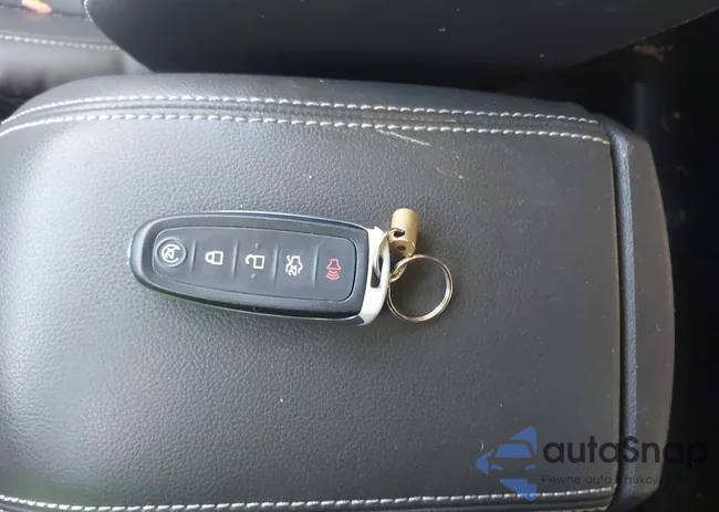 1FMCU0J92DUC41289: 44192820