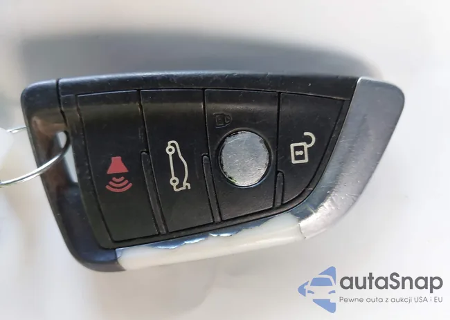 WBXHT3C31G5E49112: 44192941