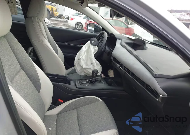 3MVDMBCL3TM104604: 44192960