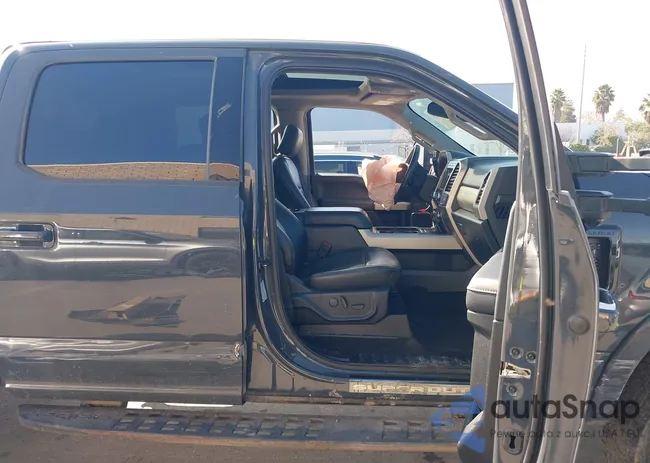 1FT8W2BT6MEC28016: 44192969