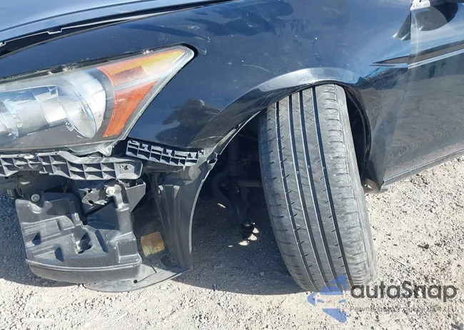 1HGCP26319A034009: 44192981