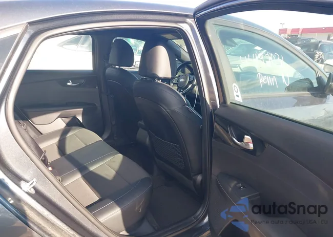 3KPF34AD4ME327802: 44192031