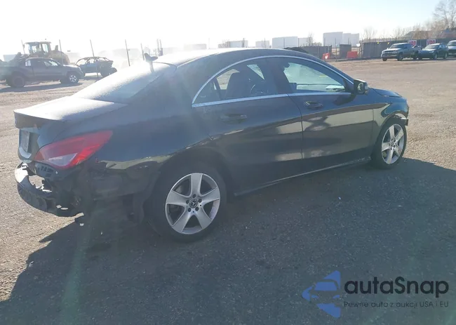 WDDSJ4EB1JN586970: 44192064