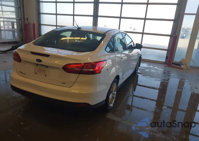 1FADP3F23JL212548: 44192086