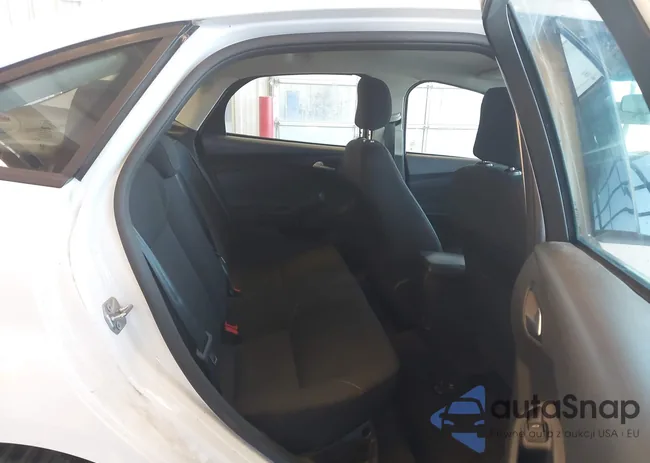 1FADP3F23JL212548: 44192086