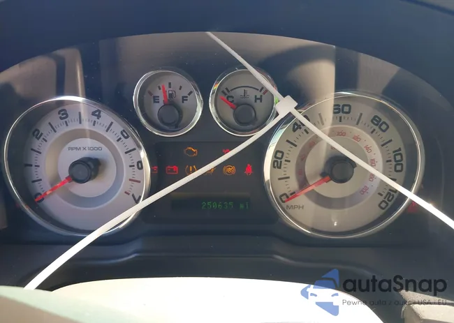 2FMDK39CX8BA06629: 44192096