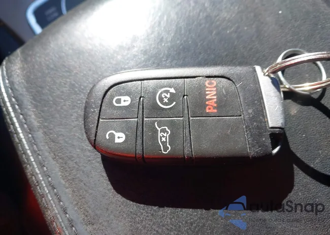 1C4RJFJG1GC356209: 44192121