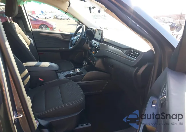 1FMCU9GN0RUA49417: 44192135