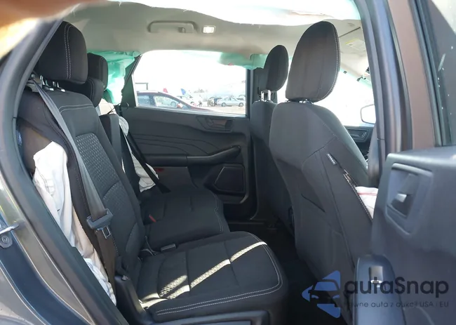 1FMCU9GN0RUA49417: 44192135