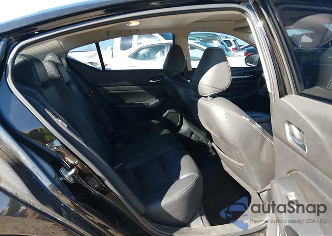 1N4BL4EV4KC204450: 44192214