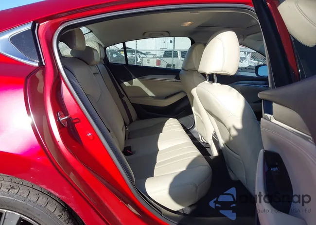 JM1GL1VM8M1609084: 44192315