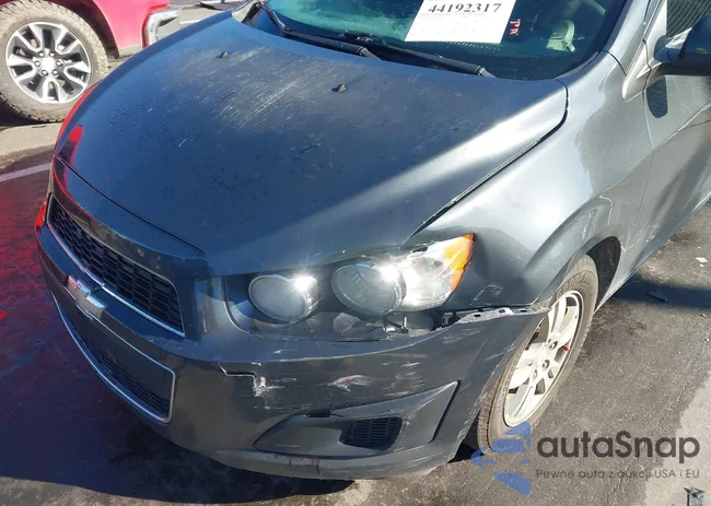 1G1JC5SH8E4128006: 44192317