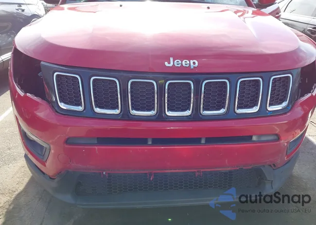 3C4NJCBB4KT769741: 44192336